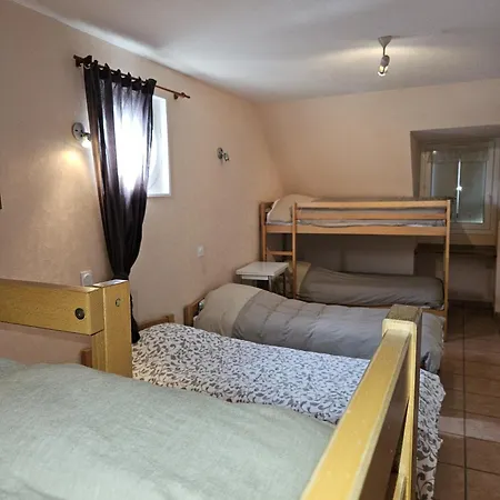 De 別荘 Pailherols